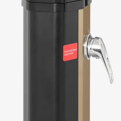 Solardusche 35L Schwarz golden mit Bodenplatte Anthrazit